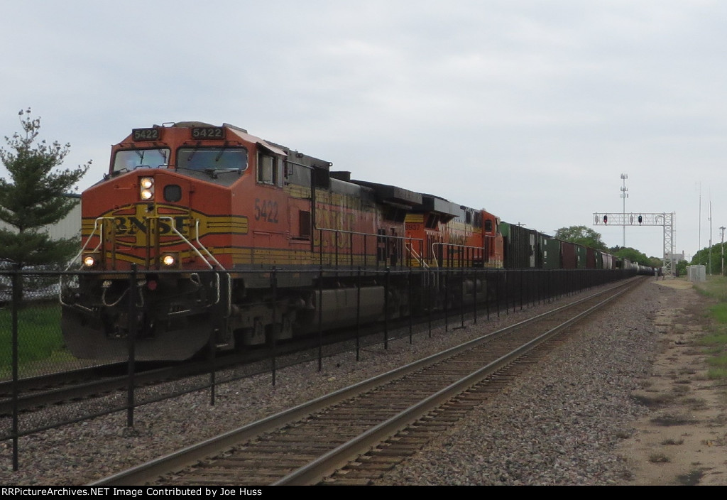 BNSF 5422 East